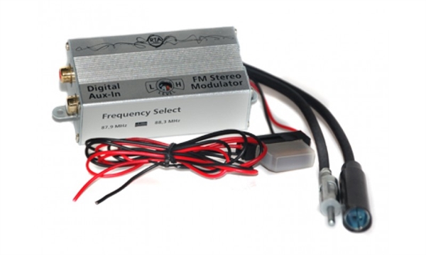 AUX IN. DIGITAL FM MODULATOR TIL ANTENNEKABEL DIN/DIN