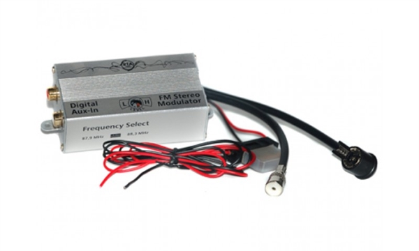AUX IN. DIGITAL FM MODULATOR TIL ANTENNEKABEL ISO/ISO