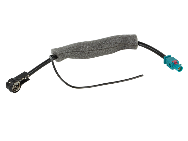 BESKYTTET FAKRA (HAN) TIL ISO (HAN) 12V PHANTOM ANTENNE ADAPTOR