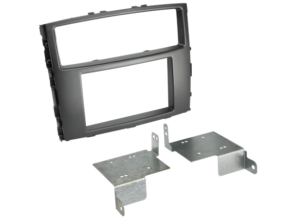 RADIORAMME MITSUBISHI PAJERO 2006>