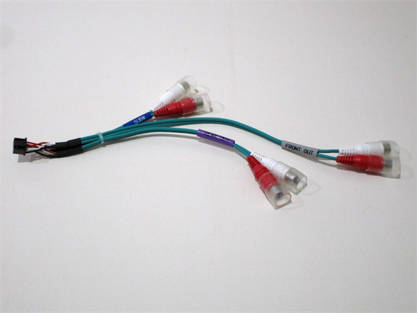 ALPINE RCA OUT KABEL TIL INE-611